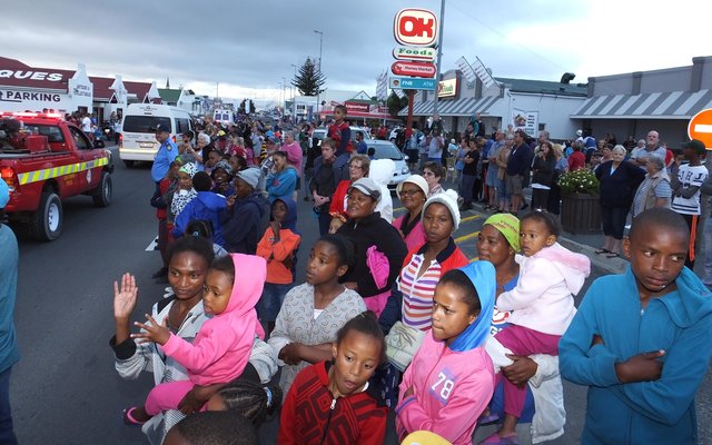 Gansbaai Kersliggies se Aanskakel 3